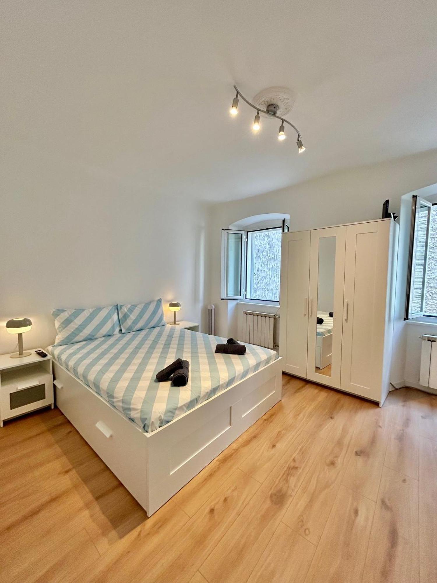 Residence Zar 6 Trieste Bagian luar foto