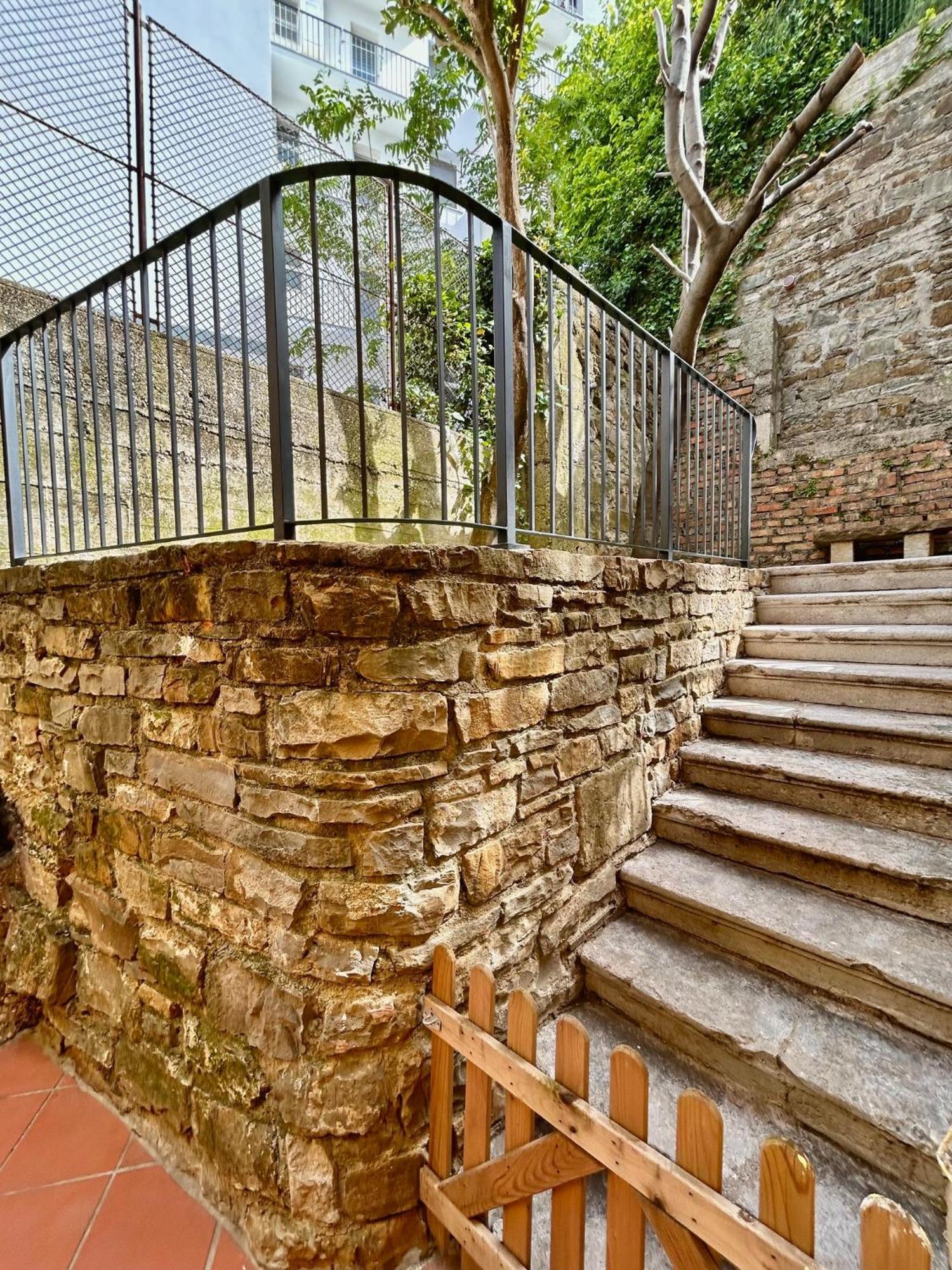Residence Zar 6 Trieste Bagian luar foto